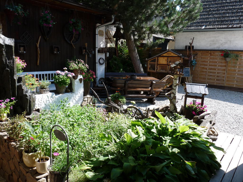 Guesthouse Eden Липтовски-Микулаш Экстерьер фото